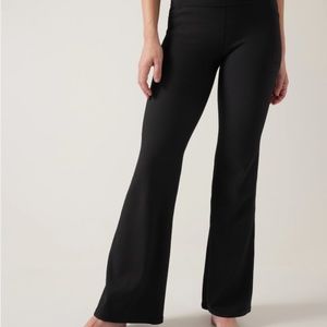 Salutation Stash Rib Flare